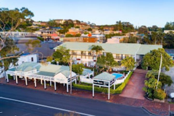Curramore NSW Accommodation Search
