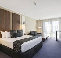 Quality Hotel Taylors Lakes - Accommodation Search