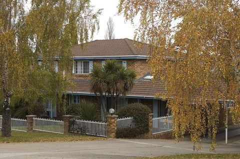 Kinross Inn - Accommodation Search 0