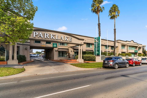 Quality Hotel Parklake Shepparton - Accommodation Search 0