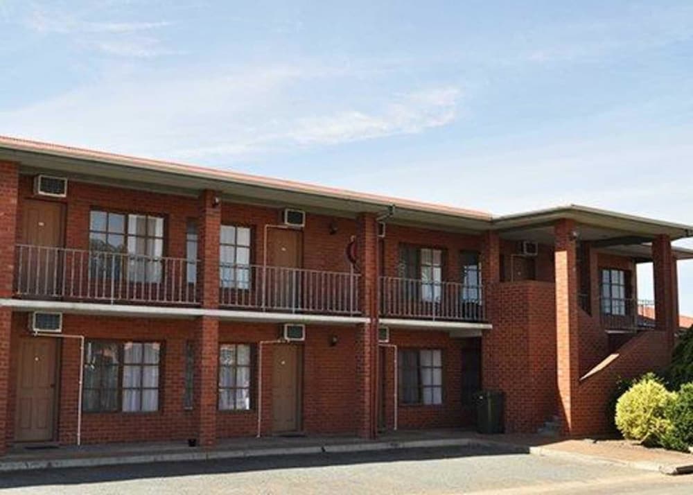 Arcadia South VIC Accommodation Search