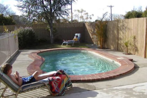 Country Home Motor Inn - Accommodation Search 1