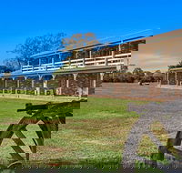 Quality Inn Carriage House - Accommodation Search