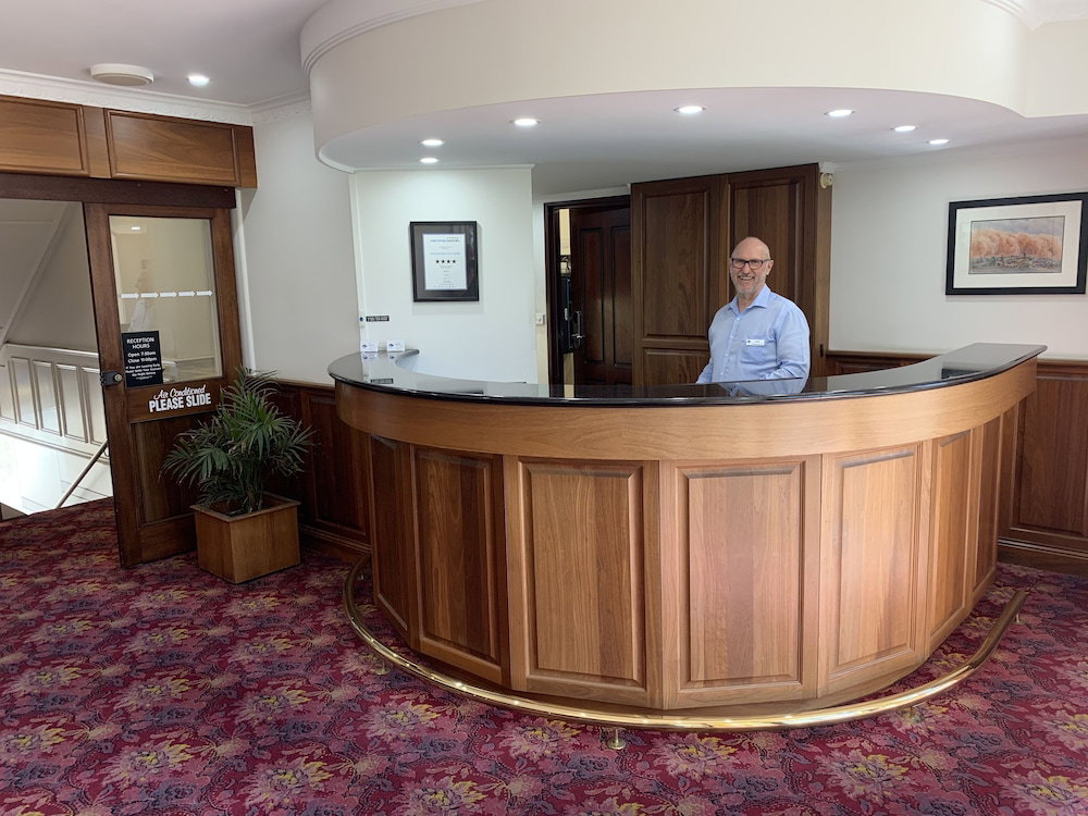 Glenelg SA Accommodation Search