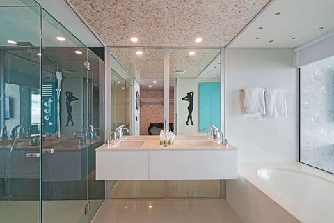 Q1 Resort & Spa - Accommodation Search 4