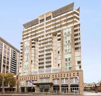 Oaks Adelaide Embassy Suites - Accommodation Search