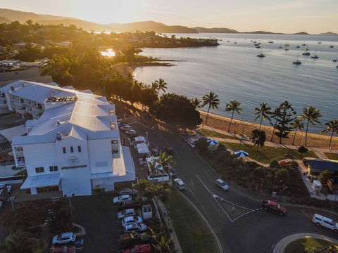 Airlie Beach Hotel - Accommodation Search 5