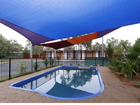 Silver Oaks Motel - Accommodation Search 6