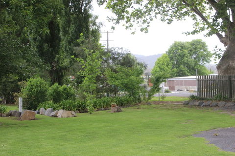 Tenterfield Lodge And Caravan Park - Accommodation Search 2