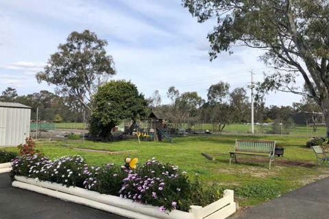 Wattle Motel - Accommodation Search 7