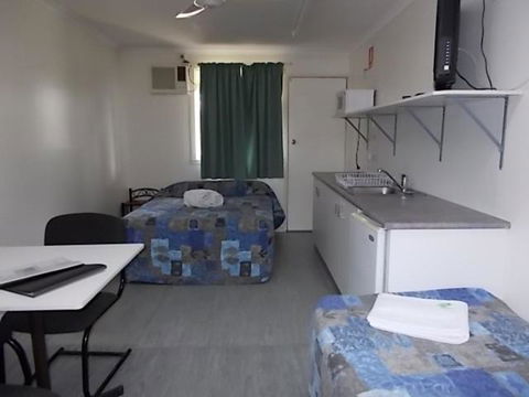 Oakridge Motel Tourist Park - Accommodation Search 4
