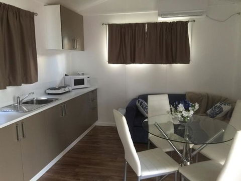 Oakridge Motel Tourist Park - Accommodation Search 6