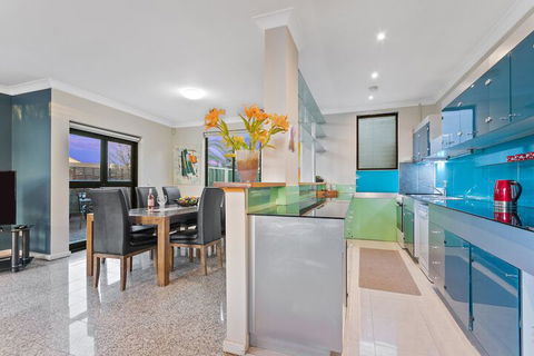 Villa De Marseilles Melbourne - Accommodation Search 4