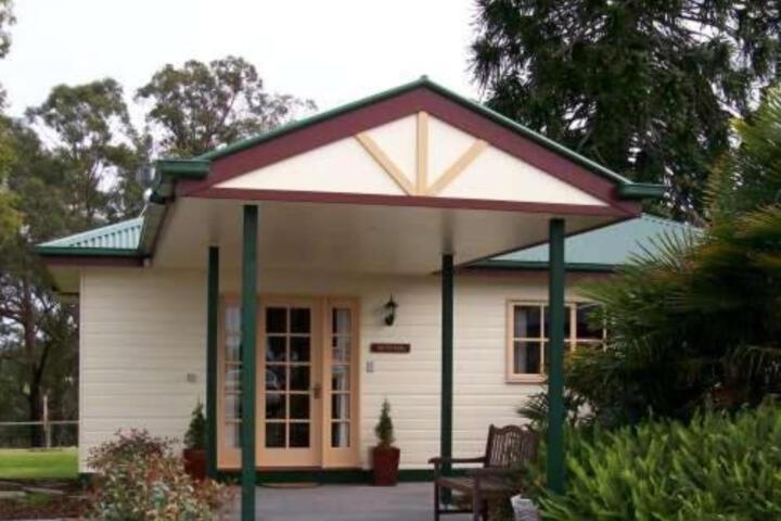 Newmerella VIC Accommodation Search