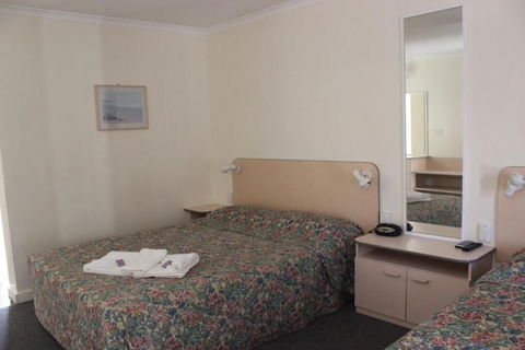 Mid Coast Motor Inn - Accommodation Search 3