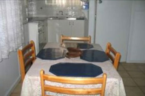 Hutton Hide Away - Accommodation Search 4