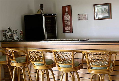 Taits Place Vineyard B & B - Accommodation Search 3