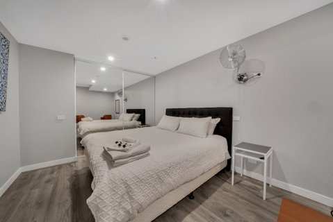 All On Flinders - Accommodation Search 5