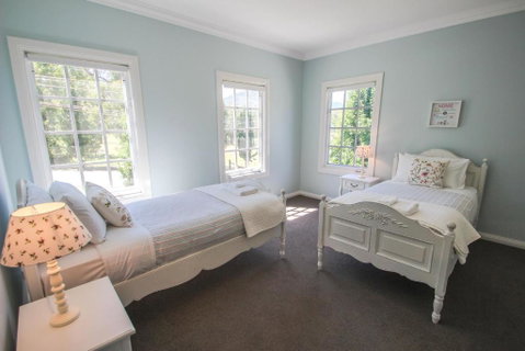 Arlington - Accommodation Search 1