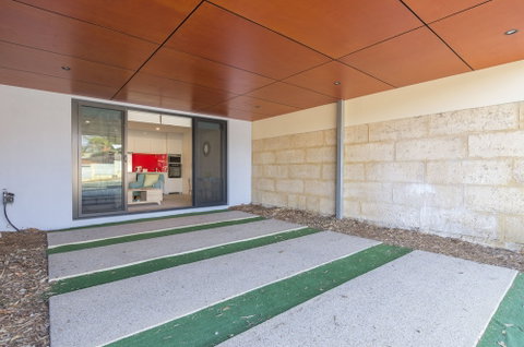 Sunset Place Apartments - Accommodation Search 2