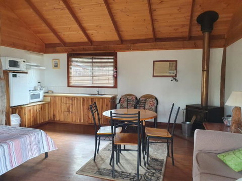 Gaddleen Grove Cottages - Accommodation Search 1