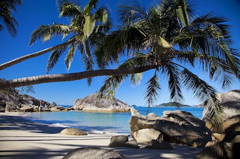 Dunk QLD Accommodation Search