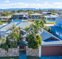 Maureen Waterfront Beach House - Accommodation Search