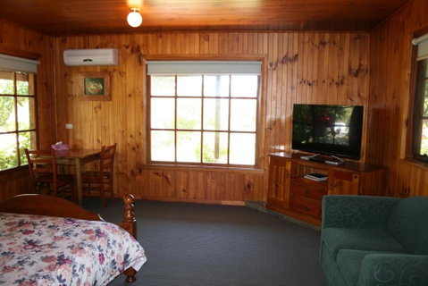 Gaol House Cottages - Accommodation Search 3