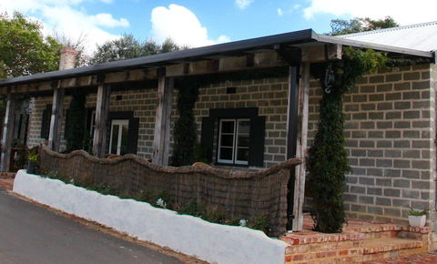 Bakehouse '38 Restaurant & Guesthouse - Accommodation Search 0