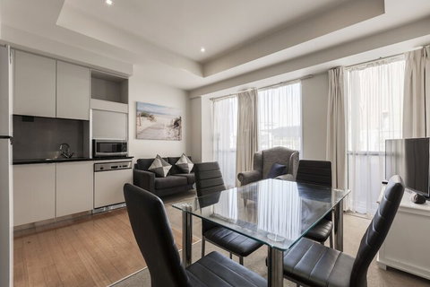 Absolute Collins - Accommodation Search 4