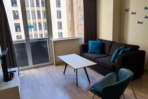 Absolute Collins - Accommodation Search 5