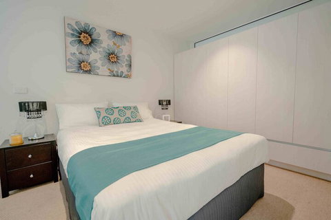 Absolute Collins - Accommodation Search 2