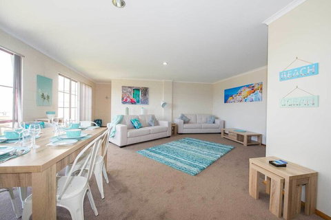 Astro Place - Accommodation Search 3