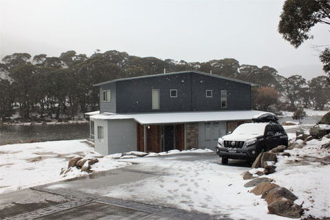 Stillwater Chalet A- Lake Crackenback - Accommodation Search 2