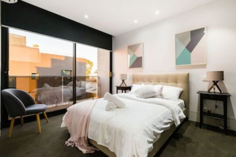 SOPHIA, 2BDR North Melbourne House - Accommodation Search 0