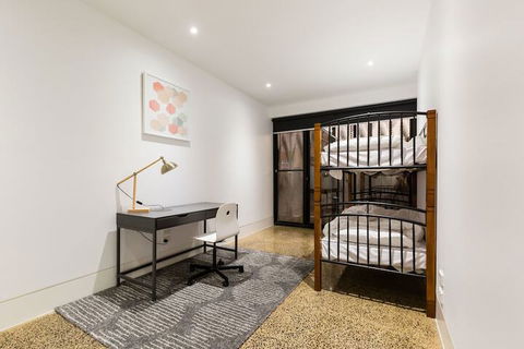SOPHIA, 2BDR North Melbourne House - Accommodation Search 2