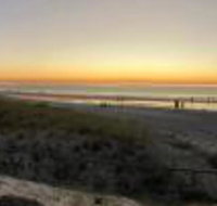 Beachside Luxury getaway in Glenelg - Accommodation Search