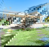 Bamboo Bay at Fingal Bay - Accommodation Search
