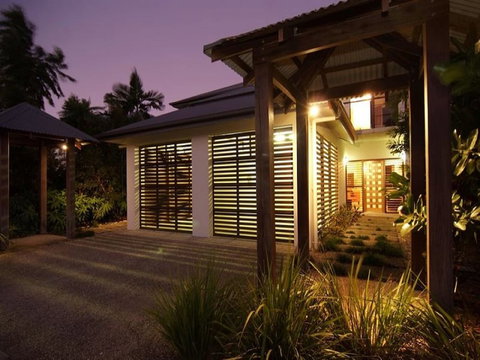 Hai Villa Port Douglas - Accommodation Search 0
