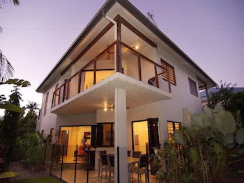Hai Villa Port Douglas - Accommodation Search 2