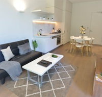 Spacious Cosy Bedroom Suite  Large Balcony - Accommodation Search