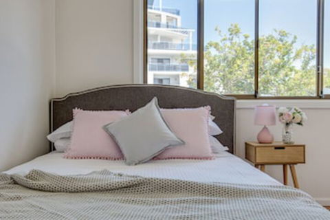 EJ Homes At The Entrance - Accommodation Search 0