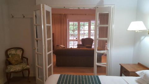 Two Sisters Chalets - Accommodation Search 5