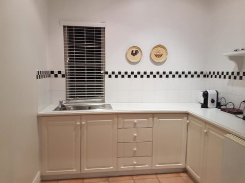 Two Sisters Chalets - Accommodation Search 3
