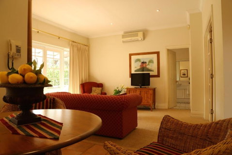 Two Sisters Chalets - Accommodation Search 6