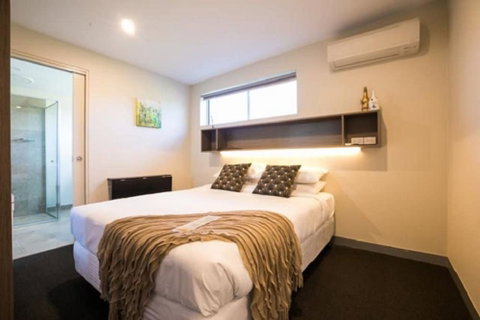 Heathcote Inn - Accommodation Search 1