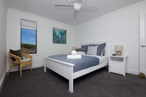 Sand Dunes - Accommodation Search 3
