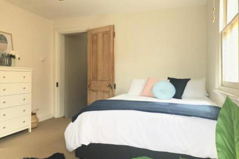 Zaara - Accommodation Search 3