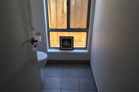 Lovely House - Accommodation Search 5