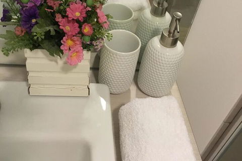Lovely House - Accommodation Search 4